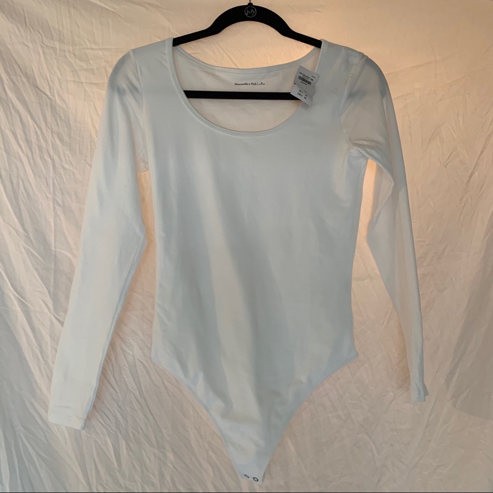 White long sleeve bodysuit